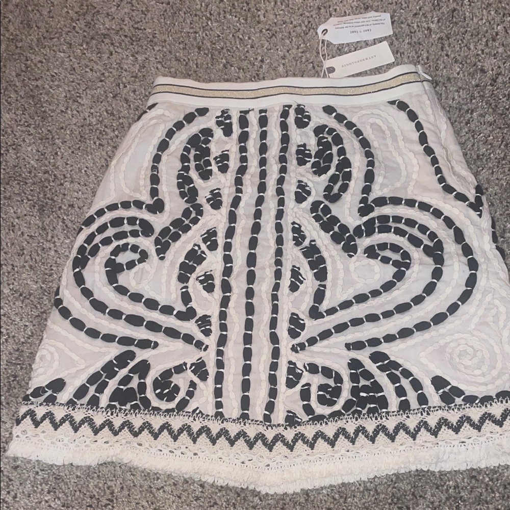 Anthropologie White and Black Embroidered Skirt - Picture 1 of 3
